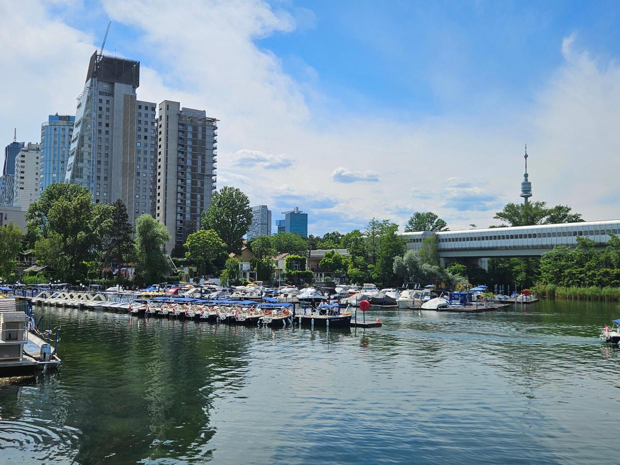 Yuki'S Place - Un-Vic, Danube Beach And Subway Near To Downtown Wina Bagian luar foto